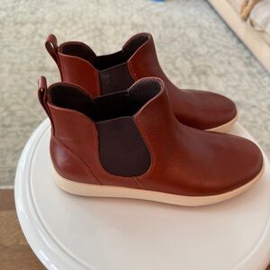 Ecco Women's Brown Soft EU 38 US 7 / 7 1/2 Chelsea Booties NWOT